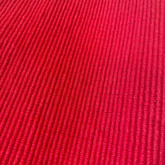 Red placemats sparkle red Christmas holiday placemats table setting set of 4 - Picture 3 of 3